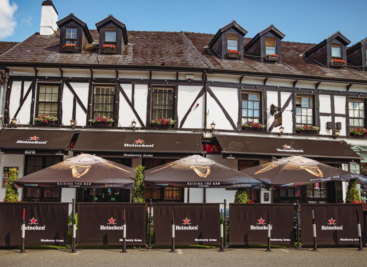 Muskerry Arms Bar And B&B بلارني المظهر الخارجي الصورة