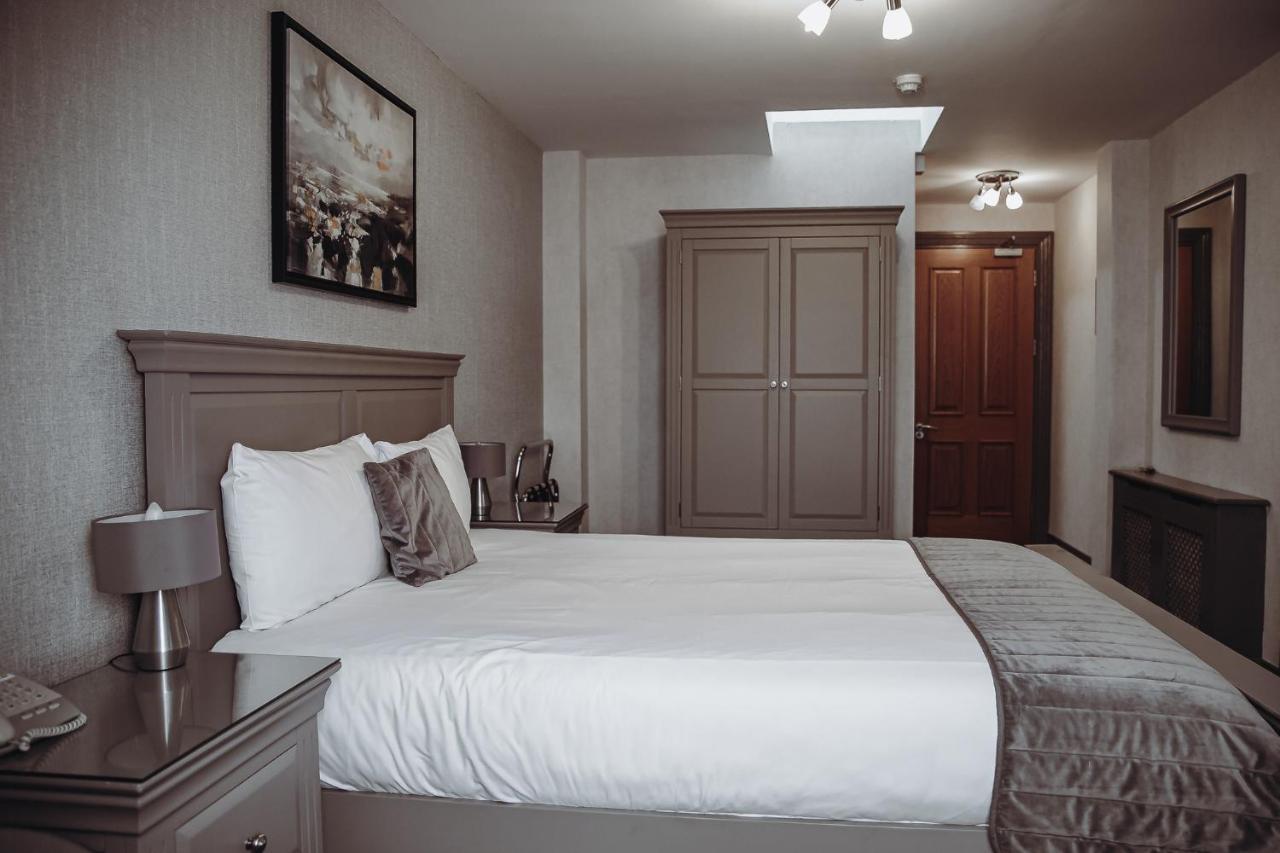 Muskerry Arms Bar And B&B بلارني المظهر الخارجي الصورة