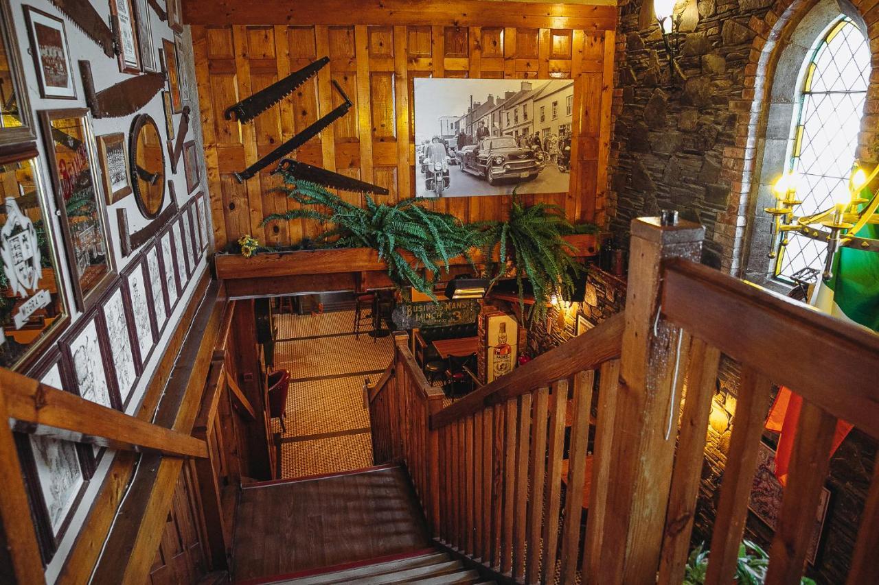 Muskerry Arms Bar And B&B بلارني المظهر الخارجي الصورة