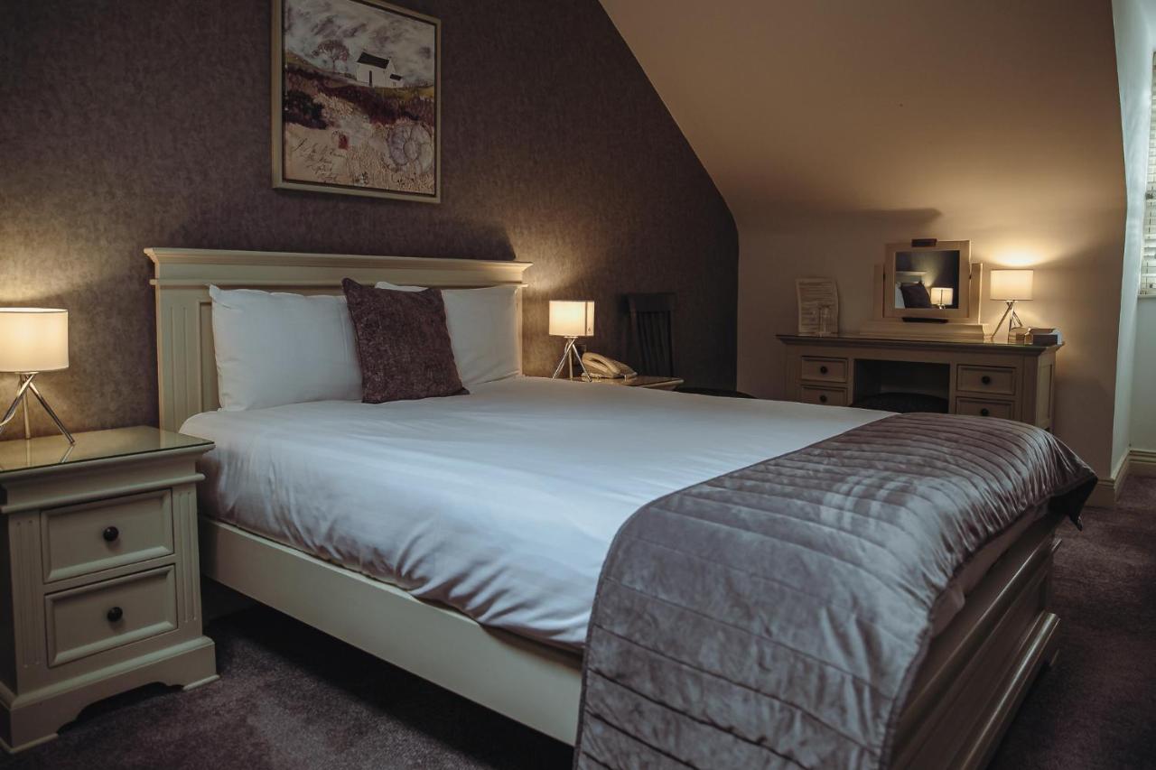 Muskerry Arms Bar And B&B بلارني المظهر الخارجي الصورة