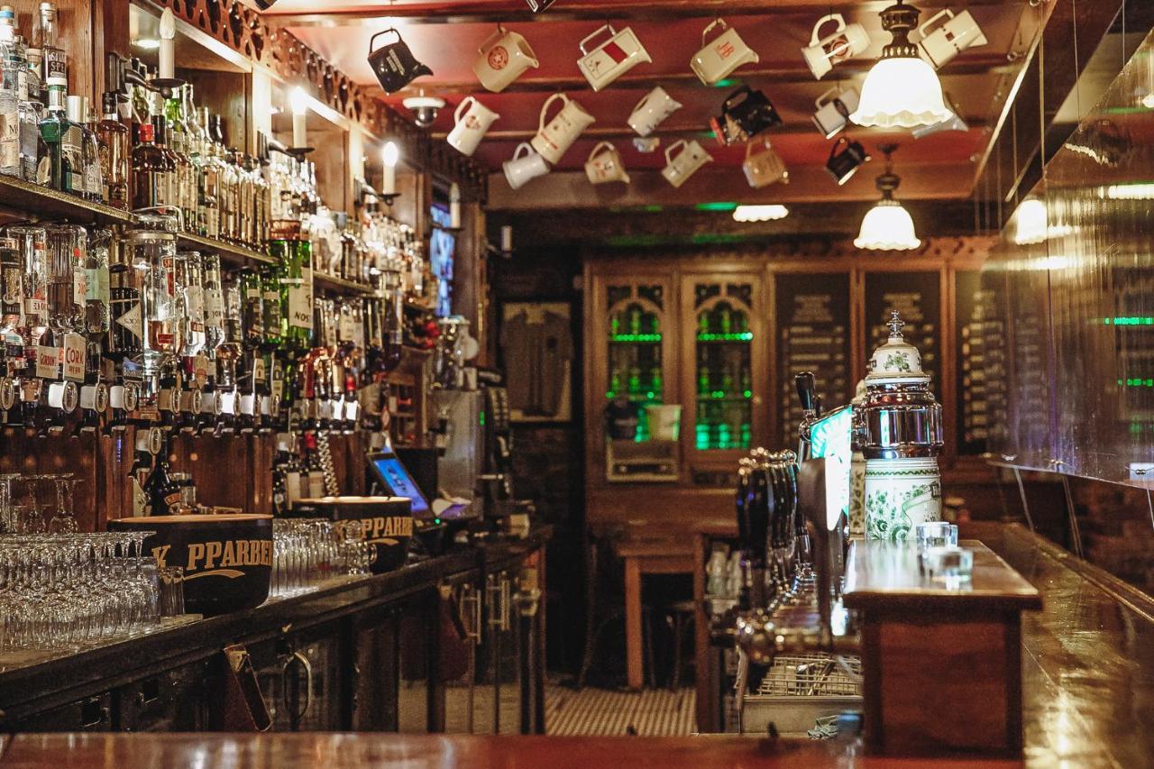 Muskerry Arms Bar And B&B بلارني المظهر الخارجي الصورة