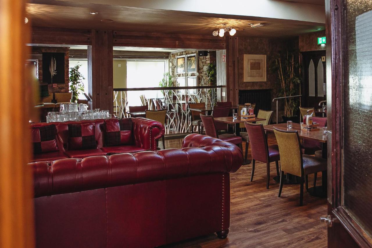 Muskerry Arms Bar And B&B بلارني المظهر الخارجي الصورة