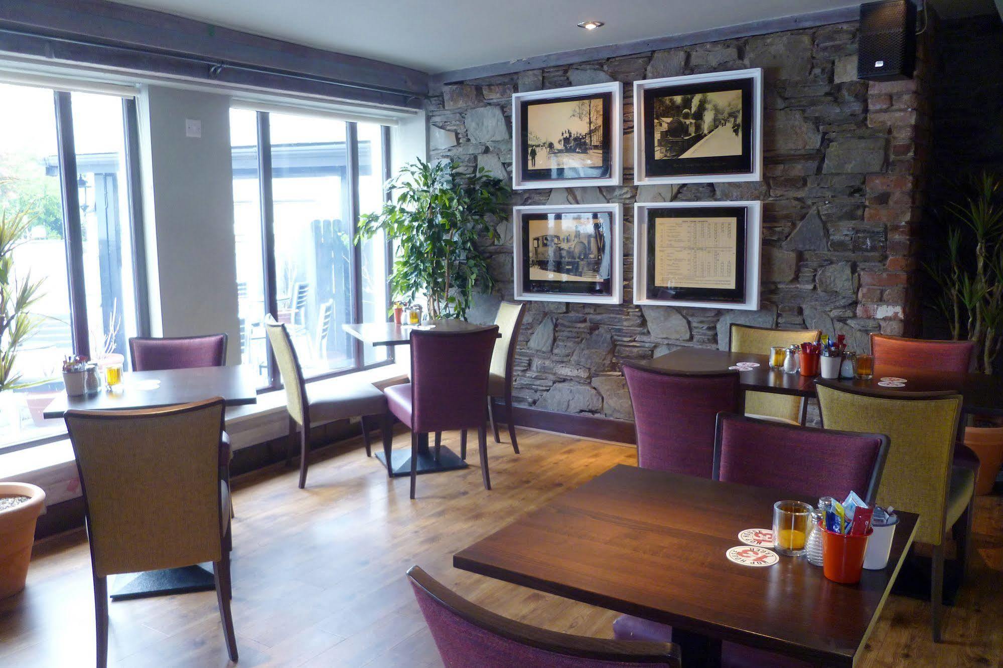 Muskerry Arms Bar And B&B بلارني المظهر الخارجي الصورة