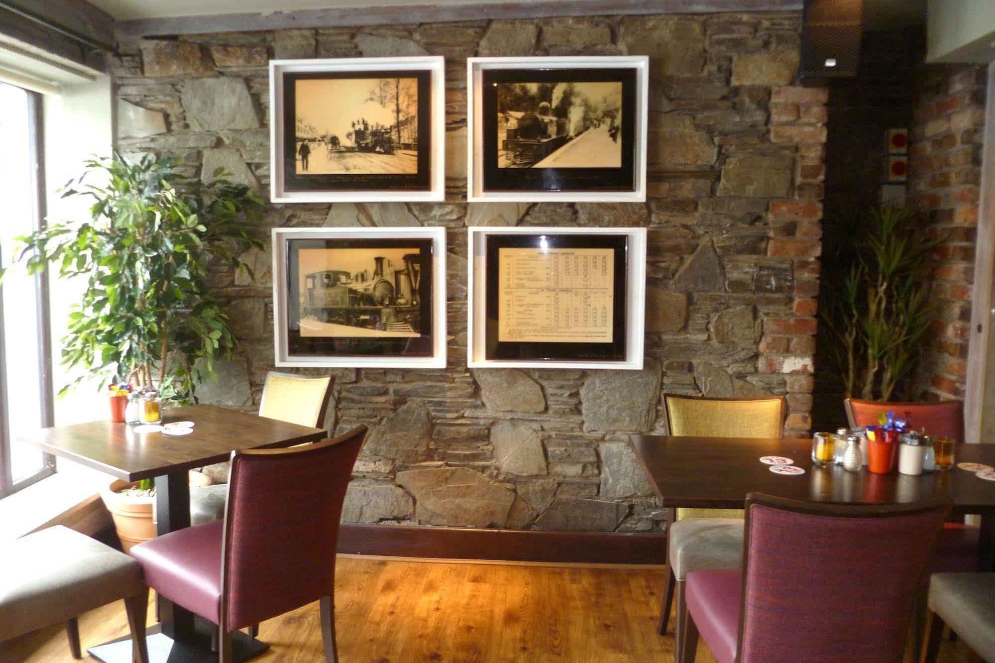 Muskerry Arms Bar And B&B بلارني المظهر الخارجي الصورة